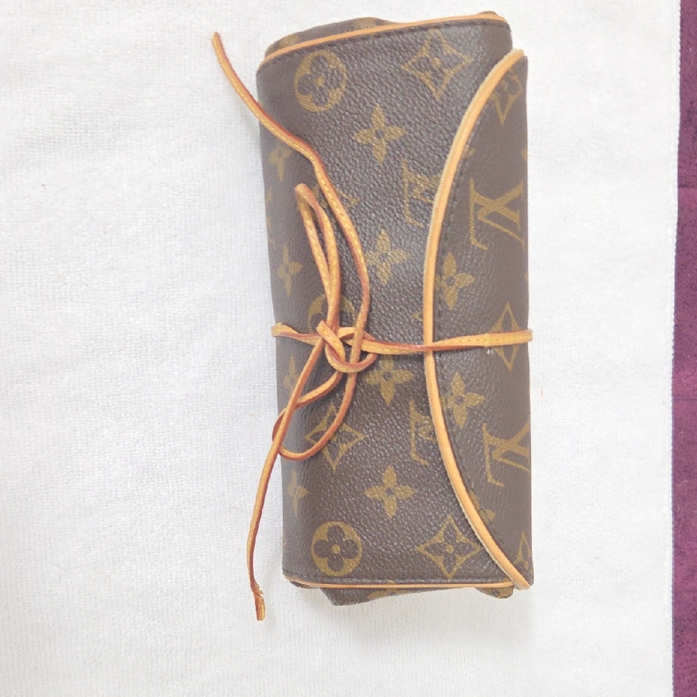 Louis Vuitton Monogram Canvas Wrap in Brown and Tan